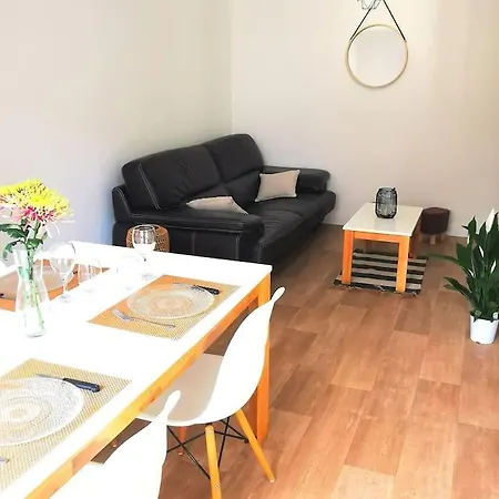 Holiday home Maison 2 Chambres, 6 Pers - Wifi Et Linge Inclus - Centre *